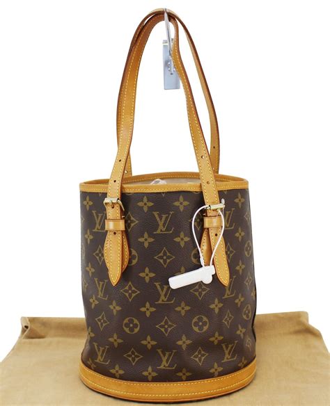 louis vuitton petite bucket bag